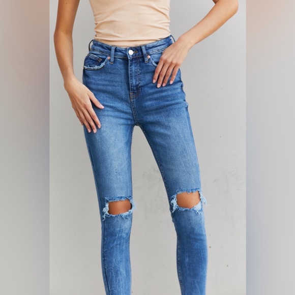 Can't Resist Distressed Raw Hem Jeans - Picture 5 of 5